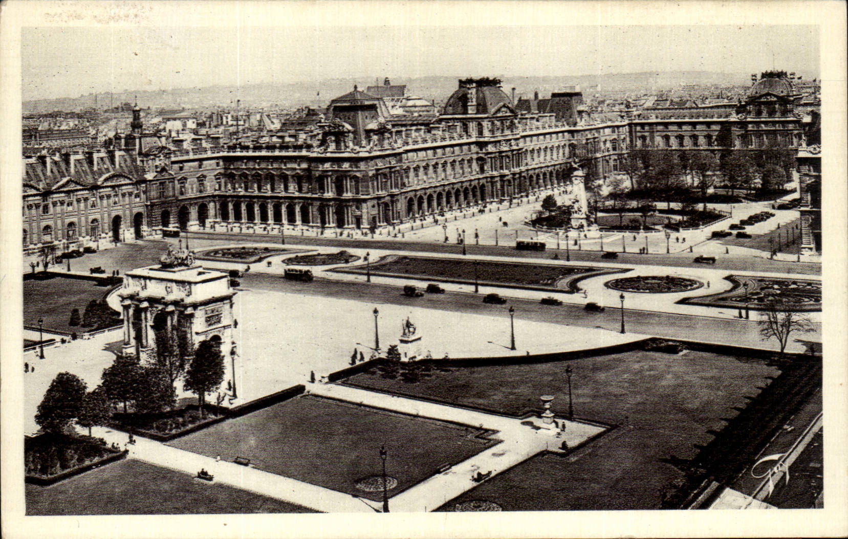 Paris CPA Perspective sur le Louvre