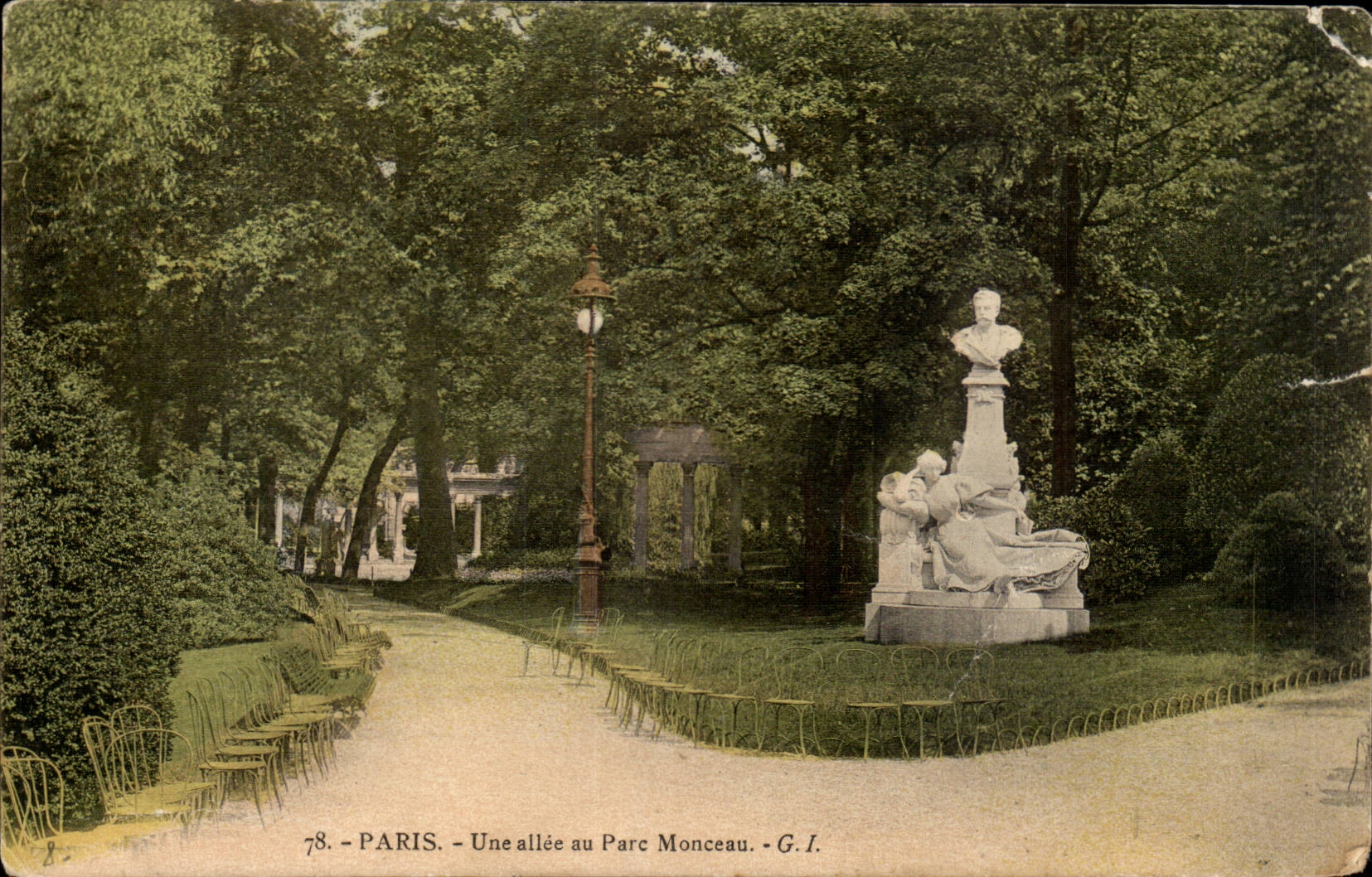 Paris CPA an alley of the park Heap