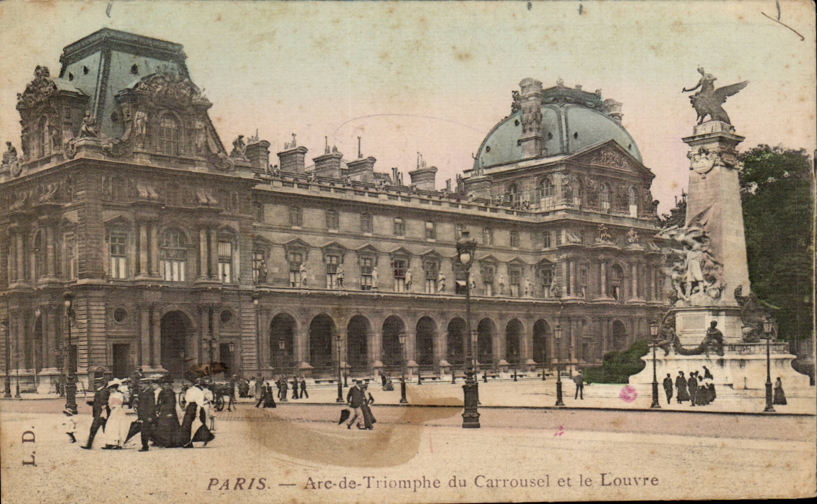 Paris CPA Arc de triomphe du Carrousel et le Louvre