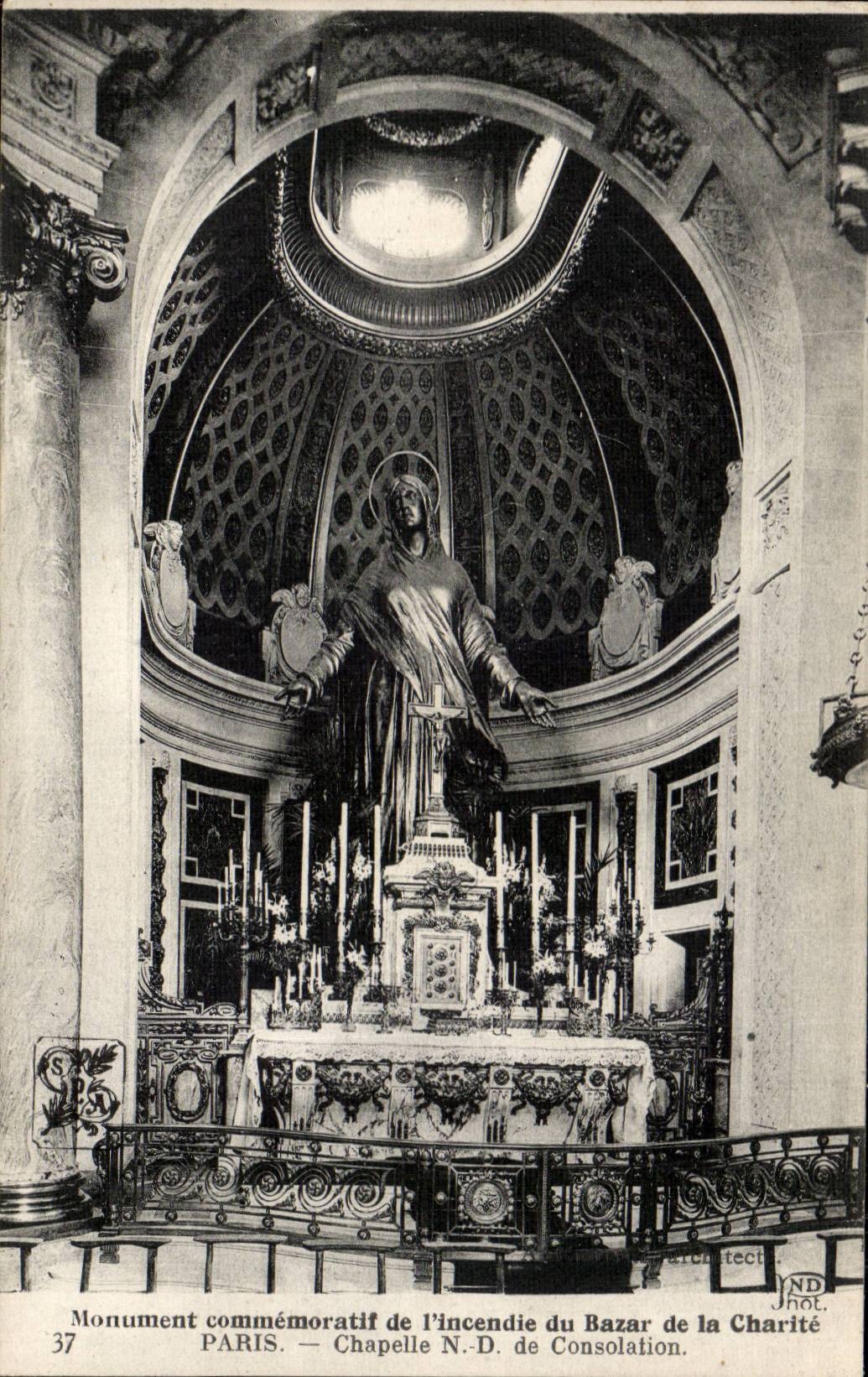 Paris CPA Monument commemoratif de l'incendie du bazar de la Charite Chapelle ND de la consolation