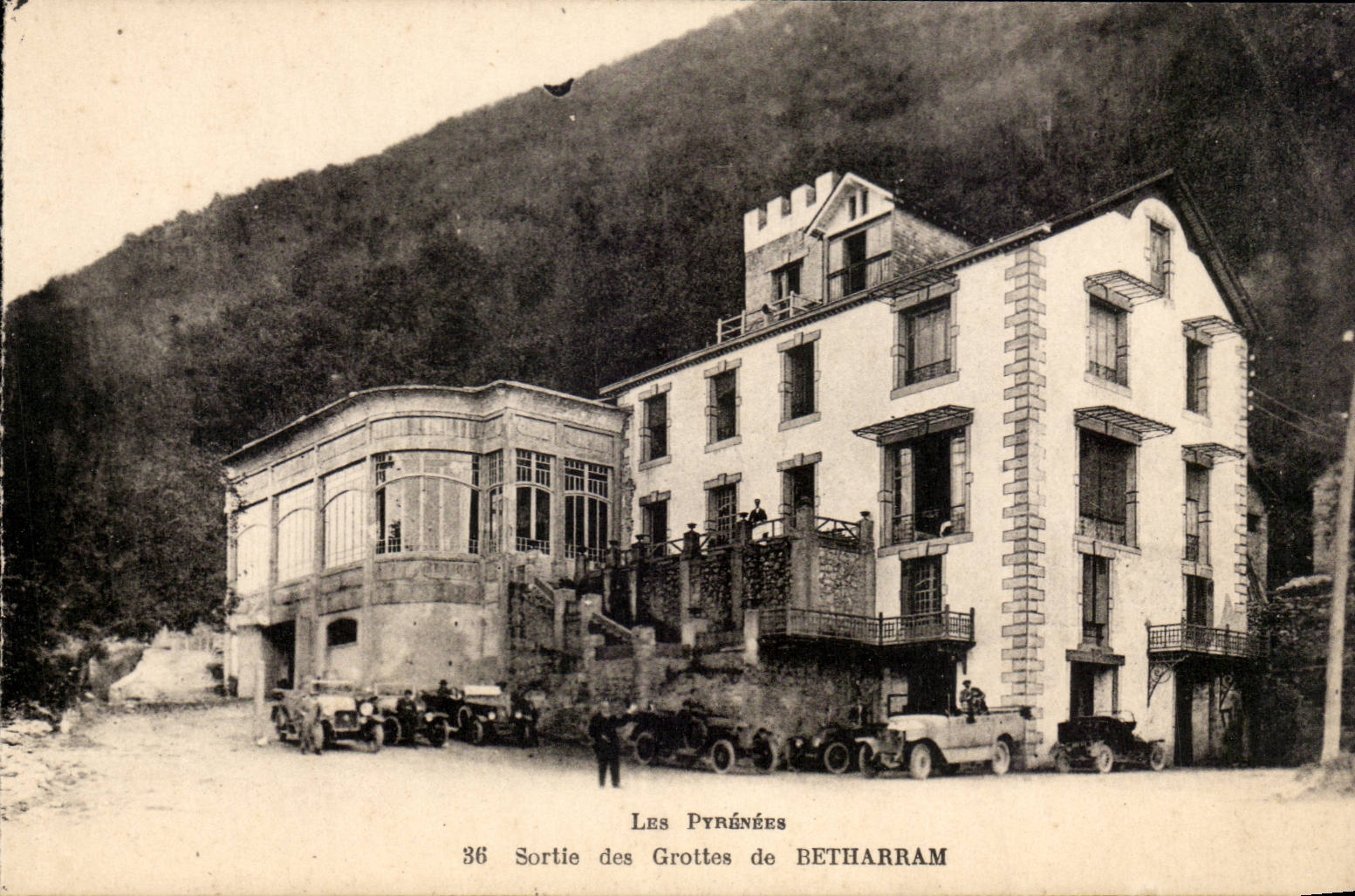 CPA Hohlen von Betharram verliessen die Hohlen