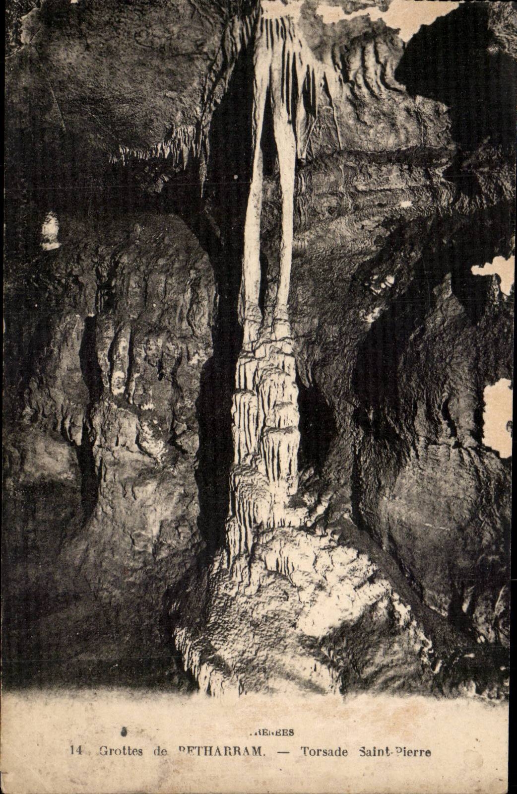 CPA Grottes of Betharram Twists Saint Pierre