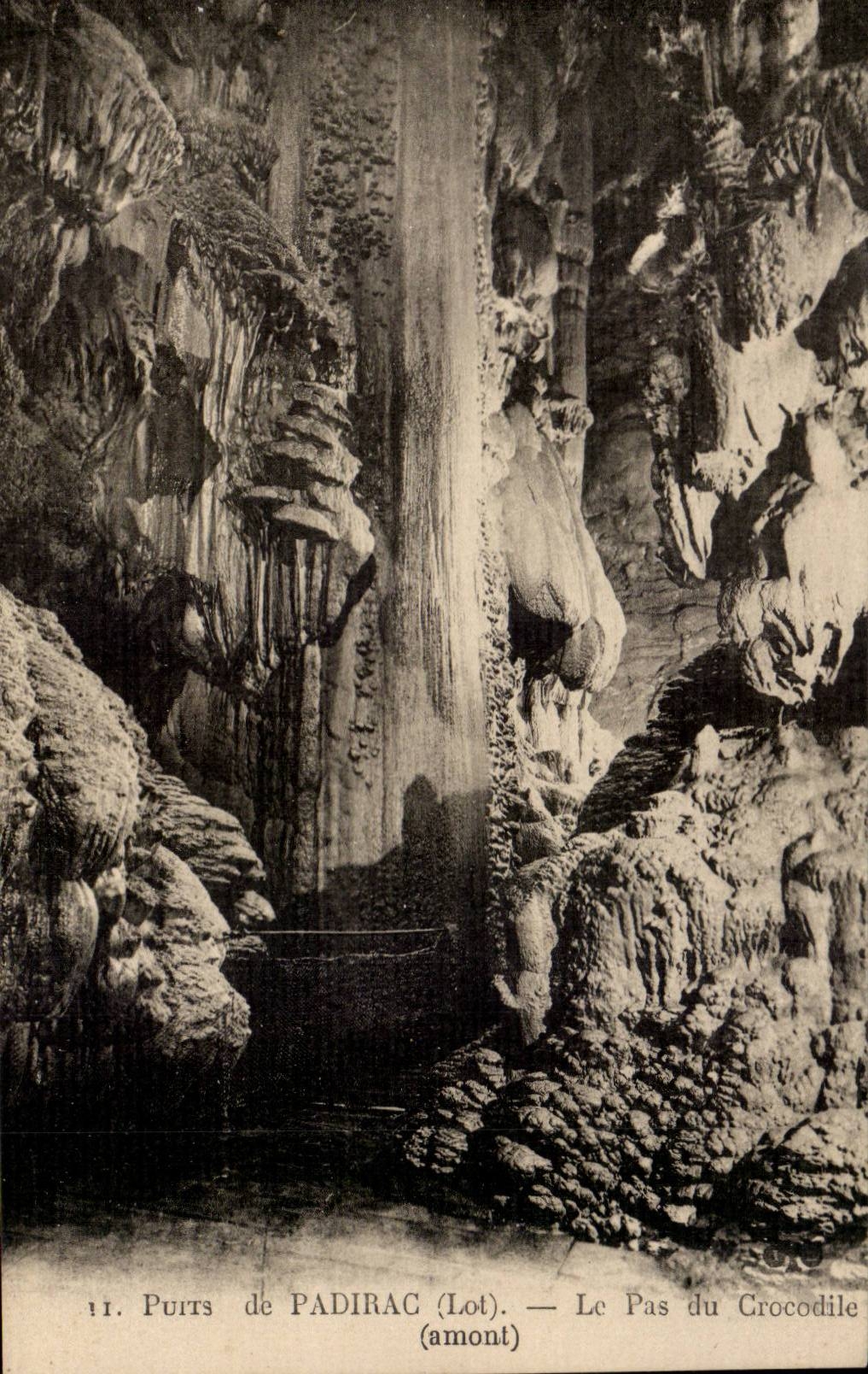 CPA Well of Padirac the step of crocodile