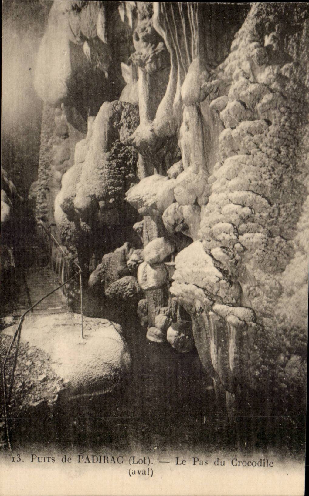 CPA Well of Padirac the step of crocodile