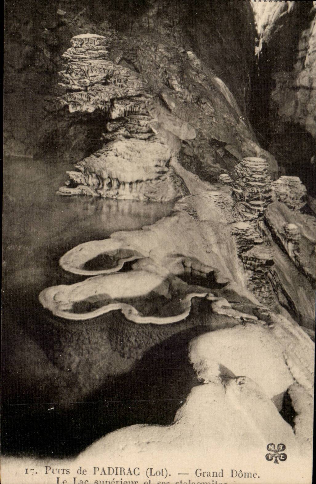 CPA Well of Padirac Large Dome the higher lake and its stalagmites