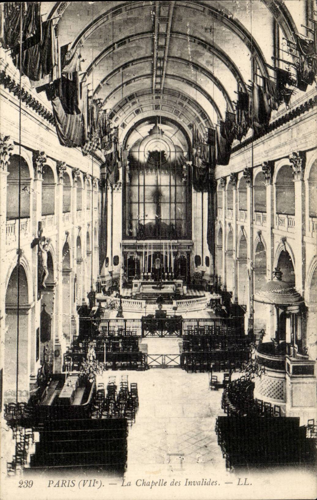 Paris CPA the vault of Invalides