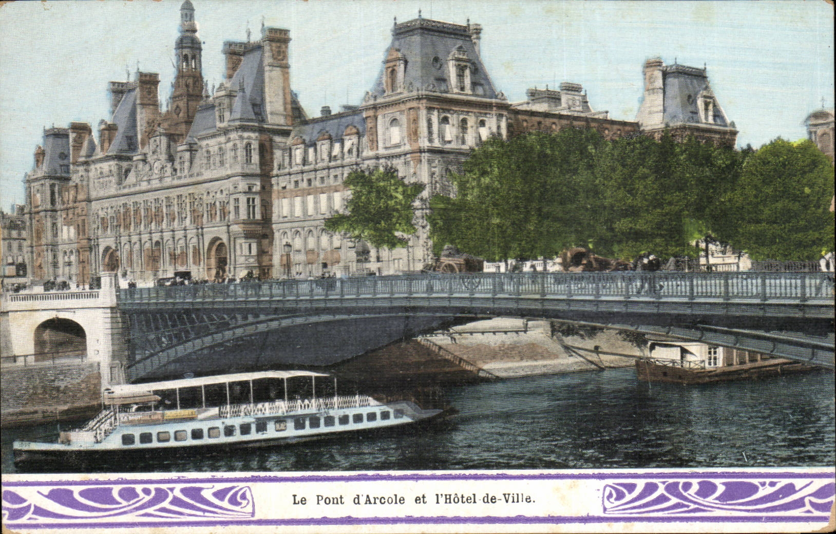 Paris CPA le pont d'Arcole et l'hotel de ville