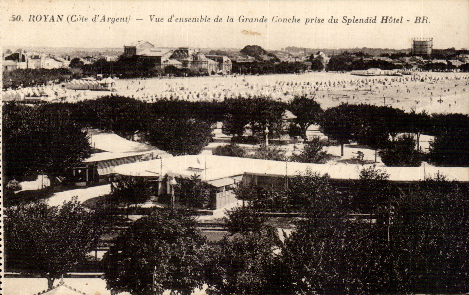 Royan CPA Gesamtabbildung von grossem das Tritonshorn genommene herrliche Hotel