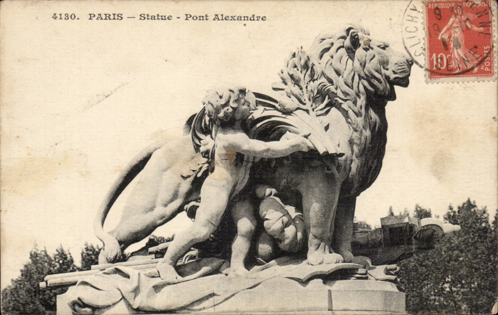 Paris CPA Statue Bridge Alexandre (lion)