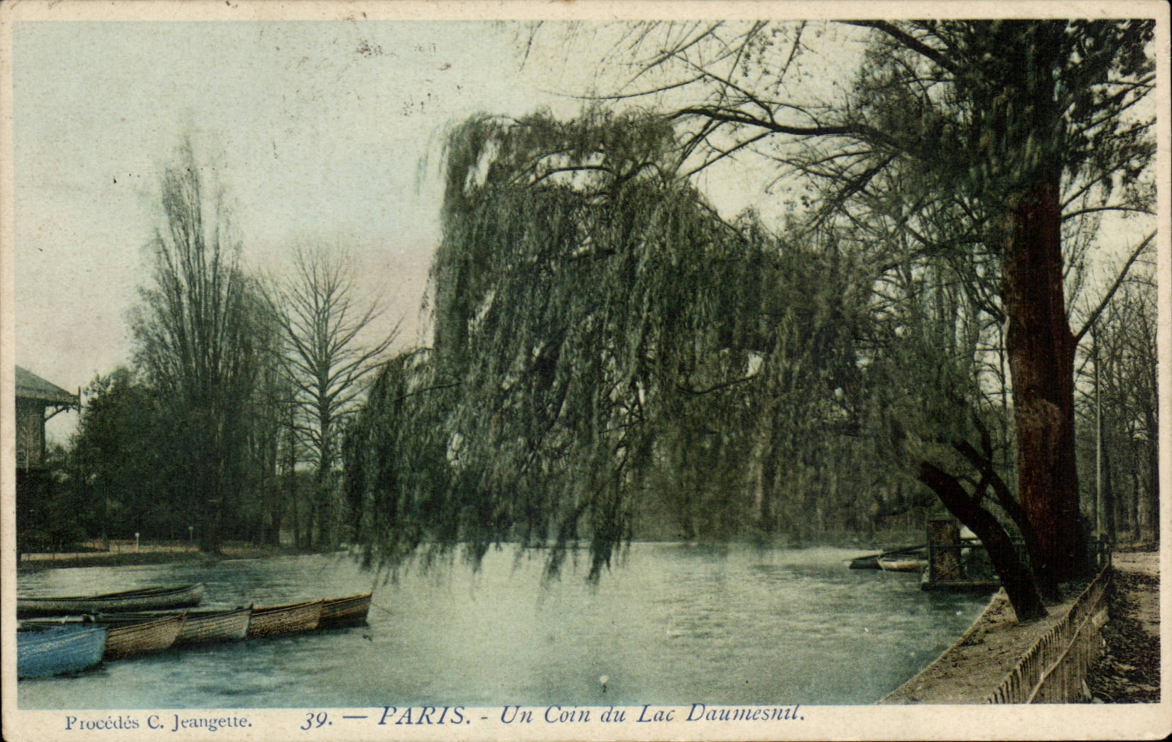 Paris CPA Un coin du lac Daumesnil