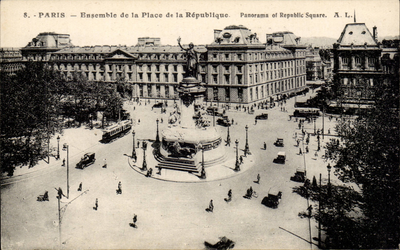 Paris - 10 - Together of the Place of Republic CPA