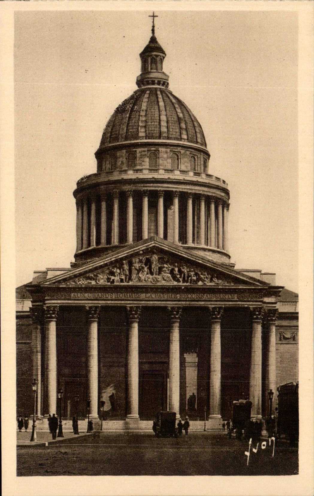 Paris - 8 - the Pantheon CPA