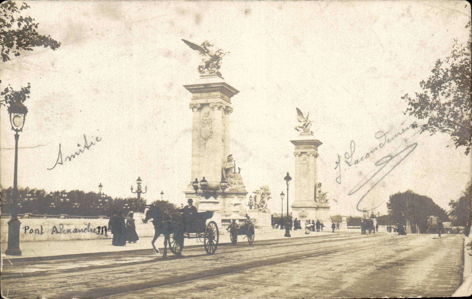 Paris - 7 - Bridge Alexandre III - horse - horse Real photo