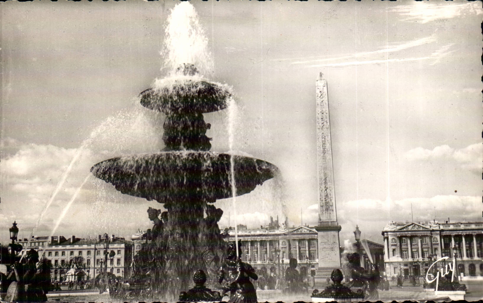 Paris - 8 - the Place of Harmony CPA