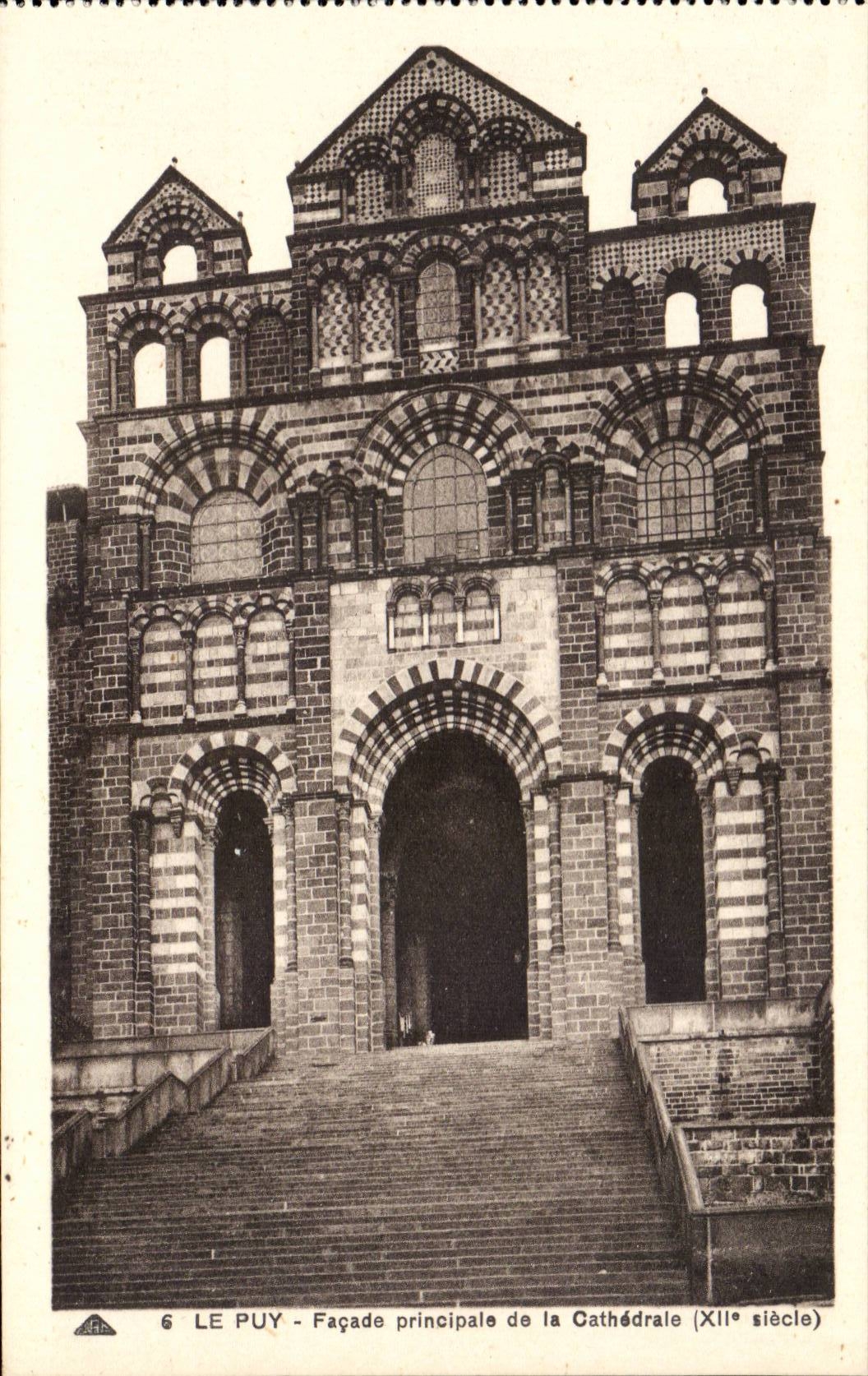 Puy - Frontage of the Principal Cathedral - CPA