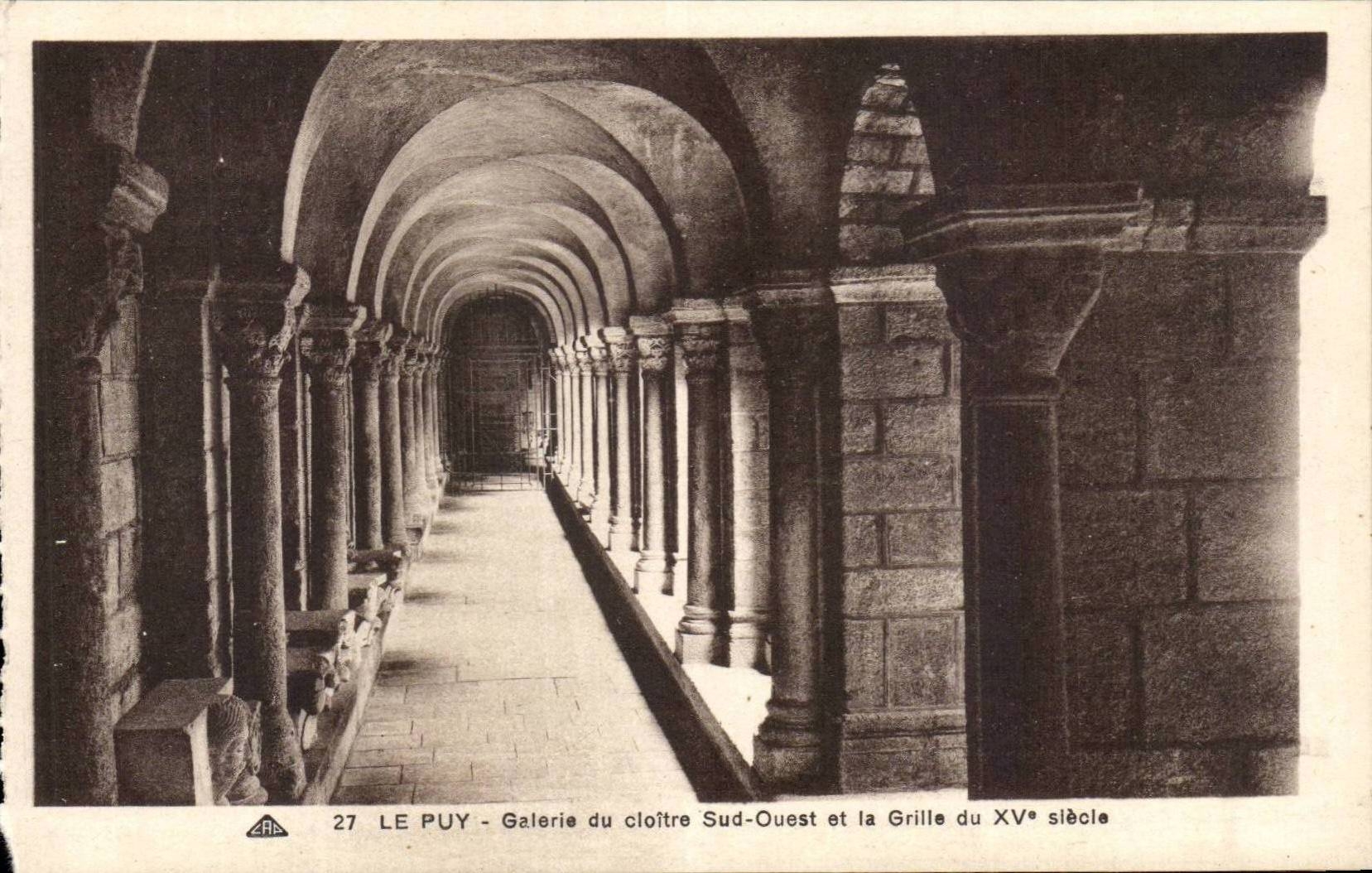 Puy - Gallery of the Western Southern Cloister and the XV century old Grid - CPA