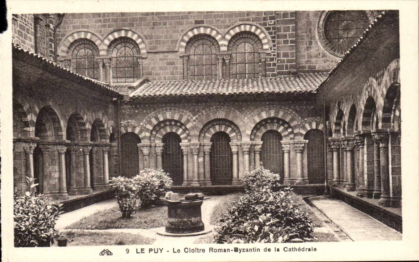 Puy - the Byzantine Romance Cloister of the Cathedral - CPA