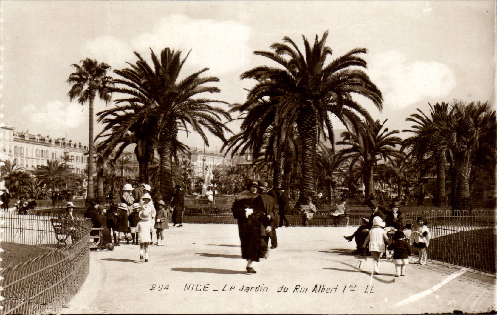 Nice - the Garden of the King Albert I - CPA