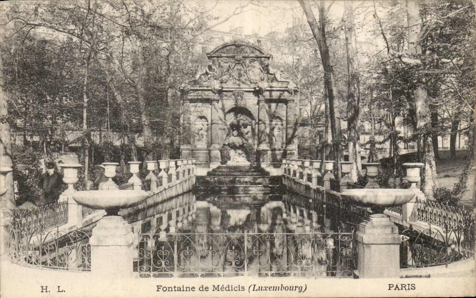 Paris - 6 - Garden of Luxembourg - Fountain of Medicis - CPA