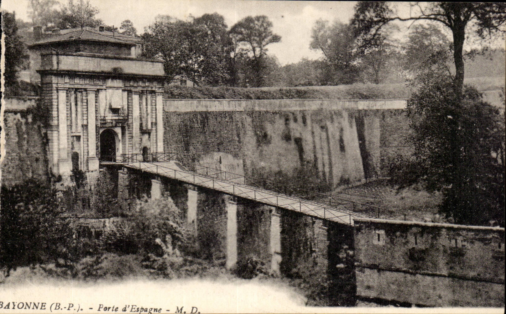 Bayonne - Gate of Spain - CPA
