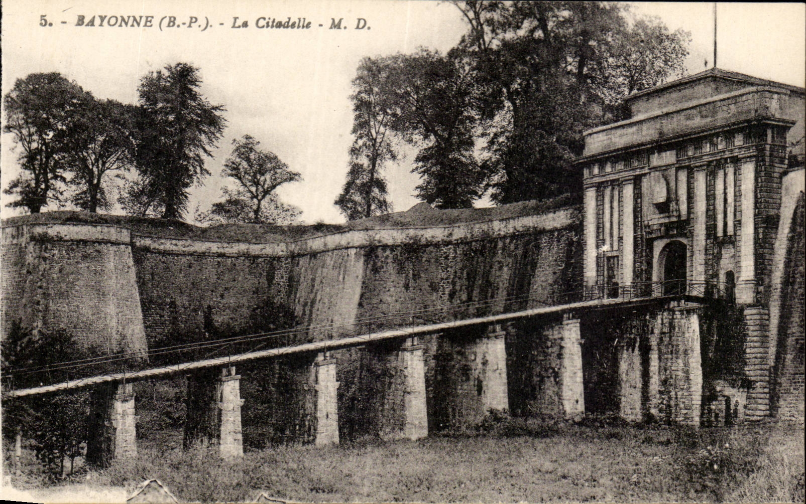 Bayonne - the Citadel - CPA