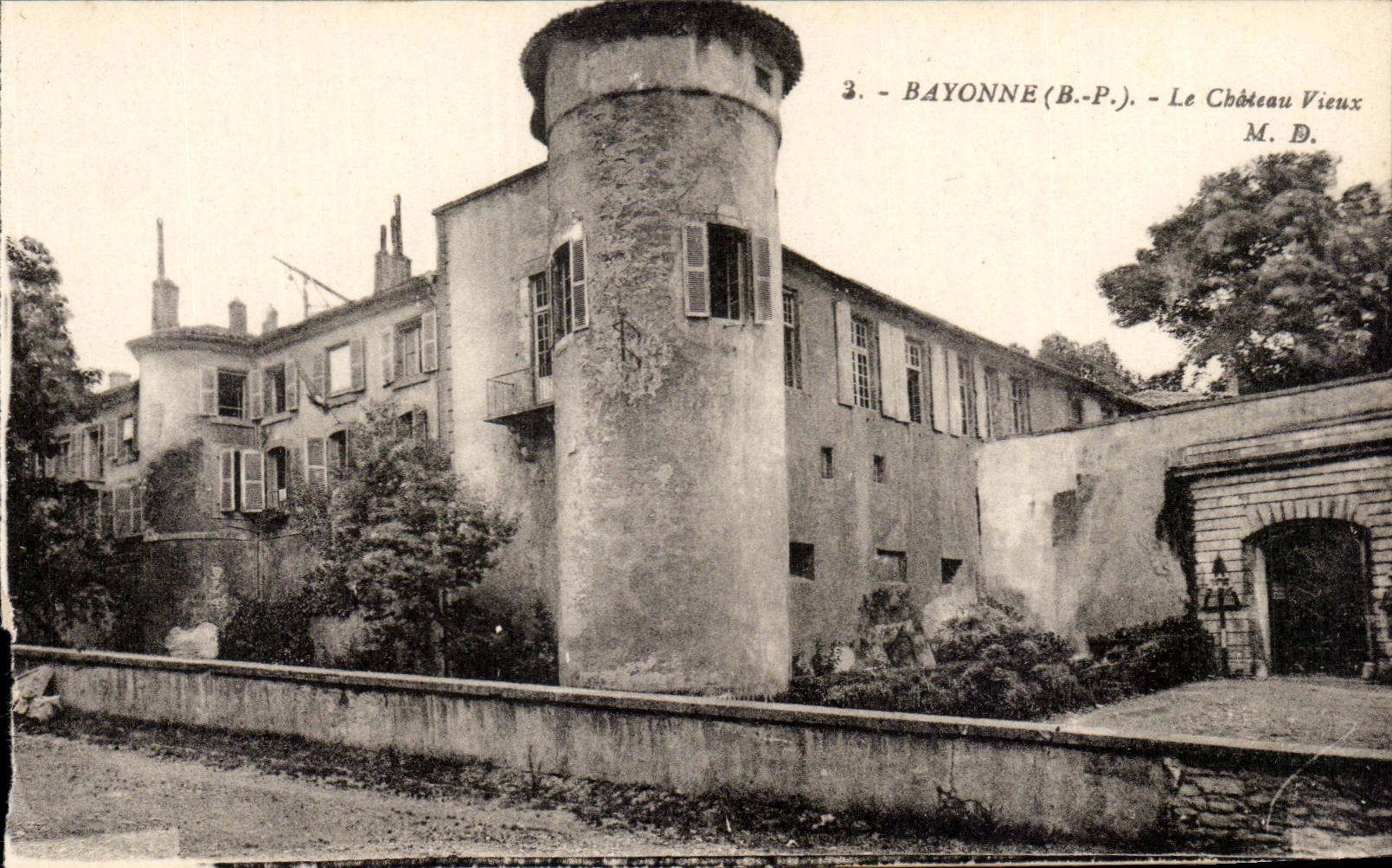 Bayonne - the Old Castle - CPA
