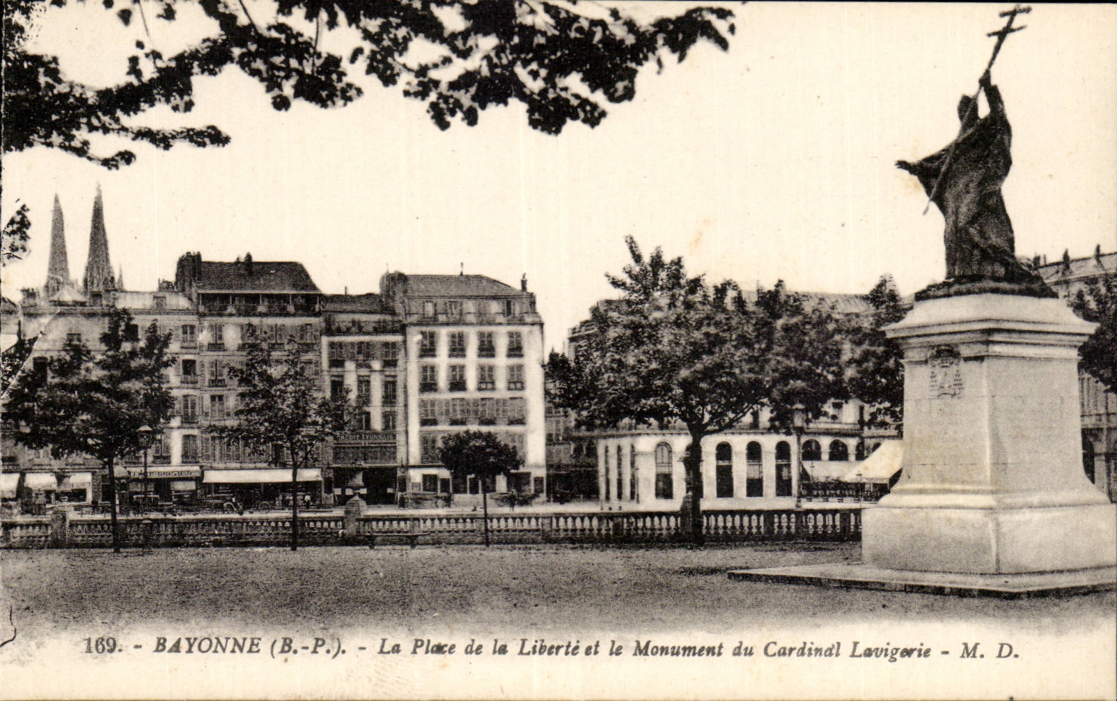 Bayonne - the Place of Freedom - Monument of the Lavigerie Cardinal - CPA