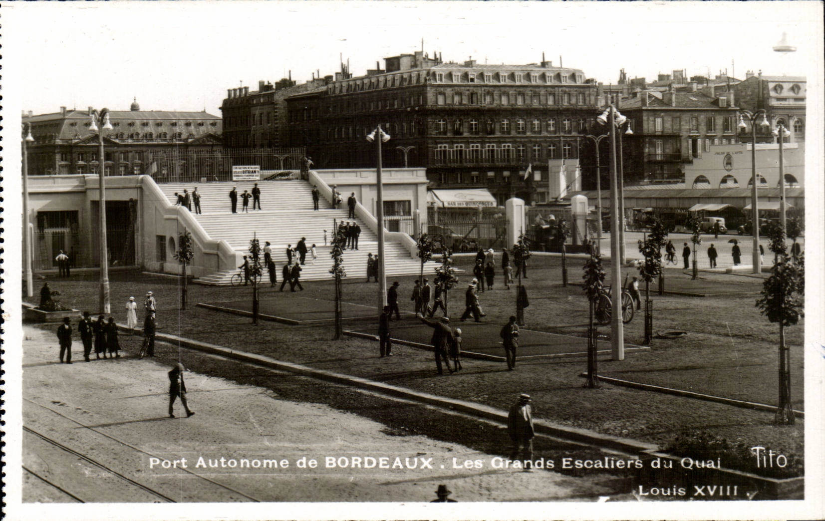 Bordeaux - Port authority - Large Staircases of the Quay Louis VIII CPA