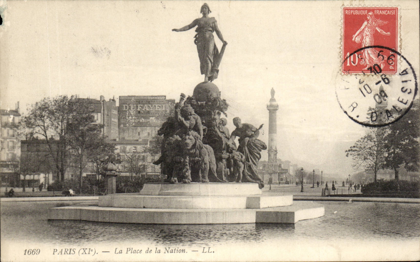 Paris - 11 - the Place of Nation CPA