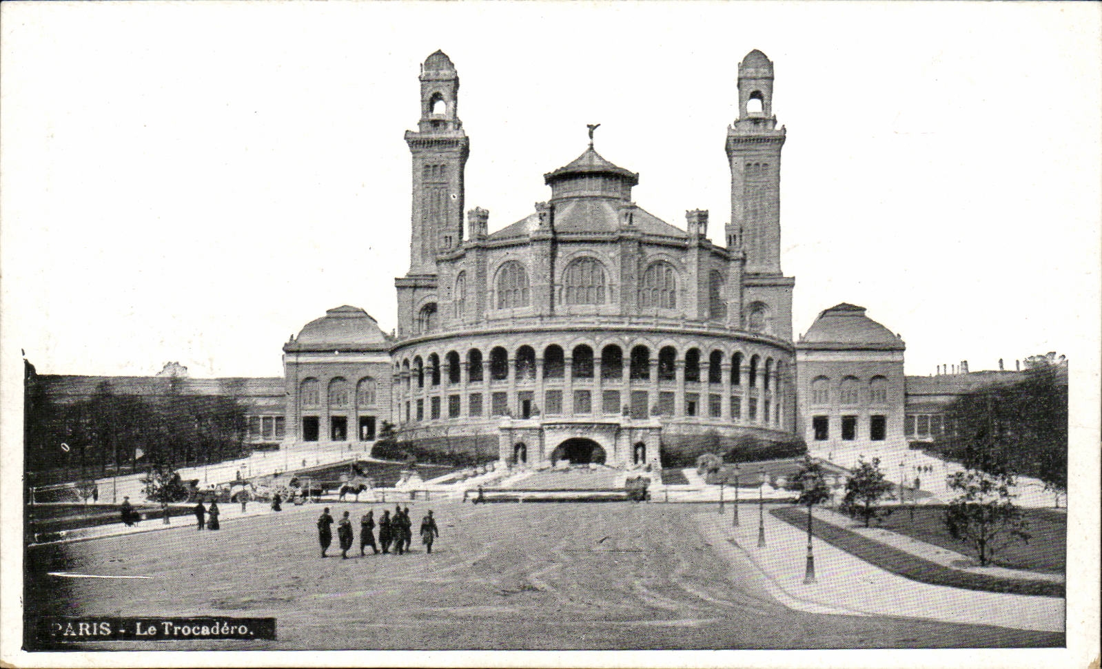 Paris - 16 - Le Trocadero CPA