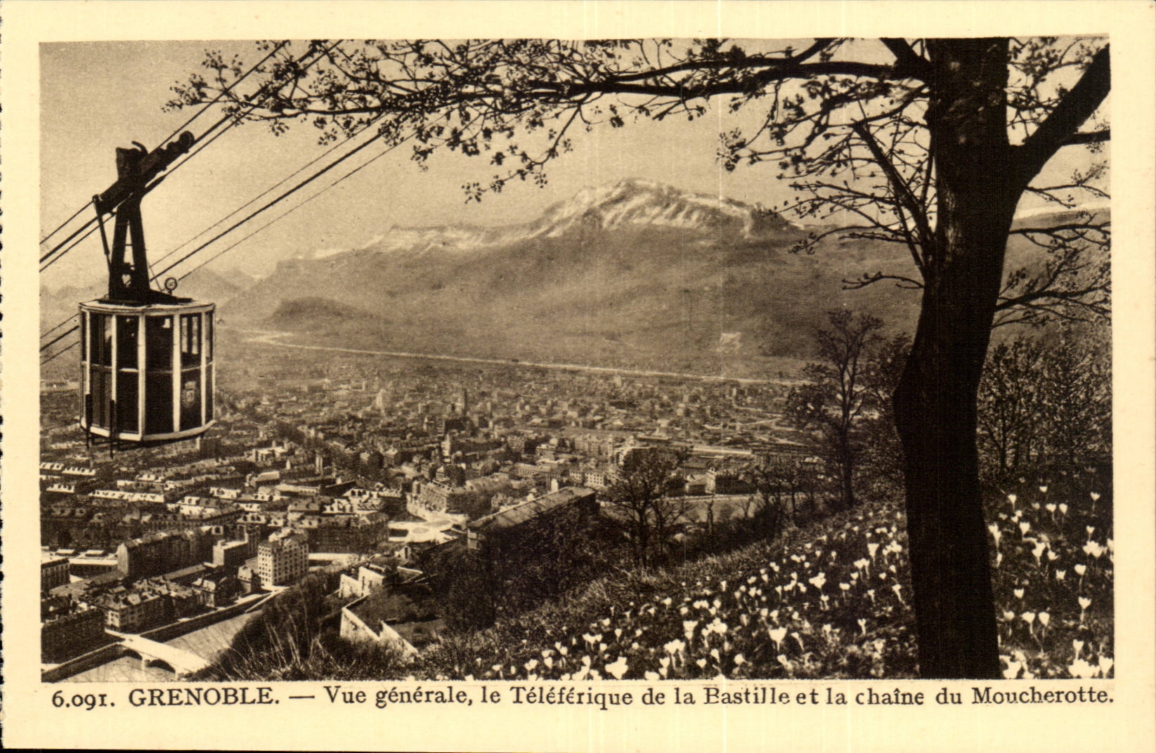 Grenoble - Ansicht - das Teleferic der Bastille und der Kette von Moucherotte CPA