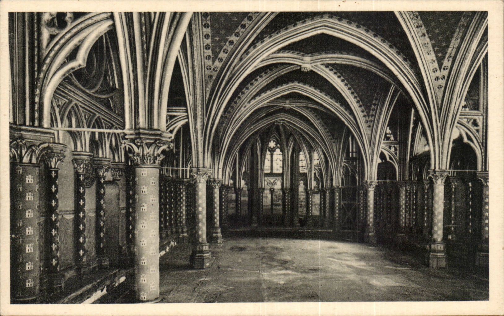 Paris - La Sainte Chapelle - Chapelle basse - CPA
