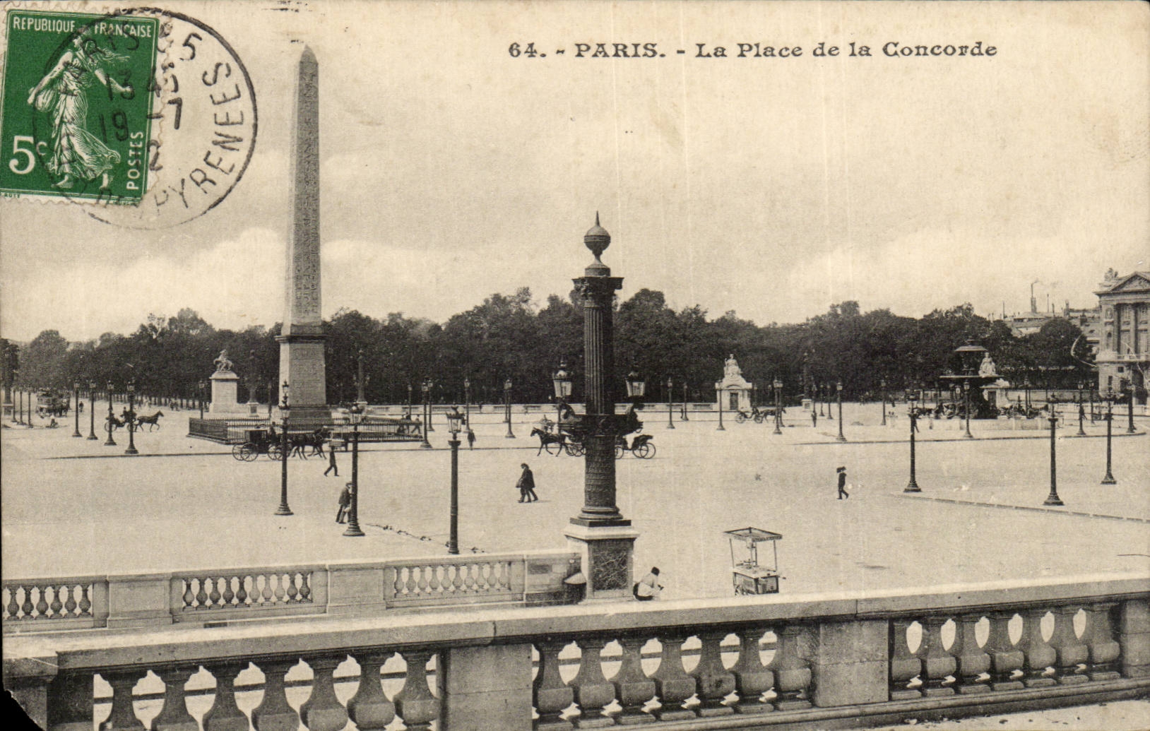 Paris - 8 - Place of the Harmony - CPA