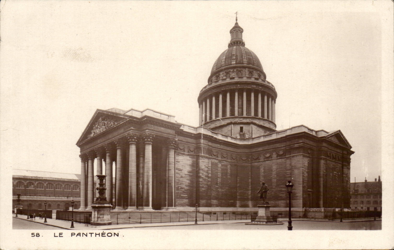 Paris - 5 - the Pantheon - CPA