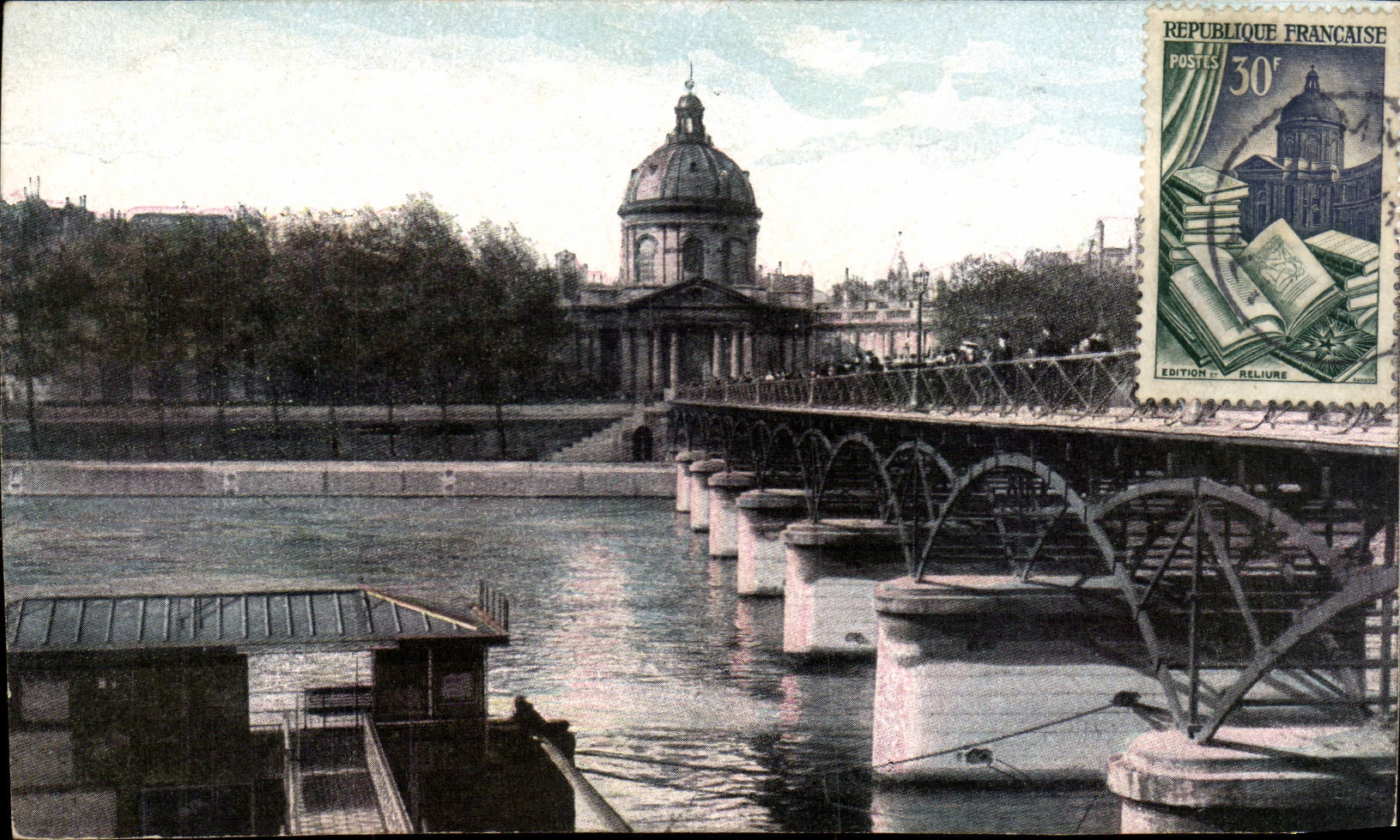 Paris - 1 - L'Institut et Pont des Arts - CPA 
