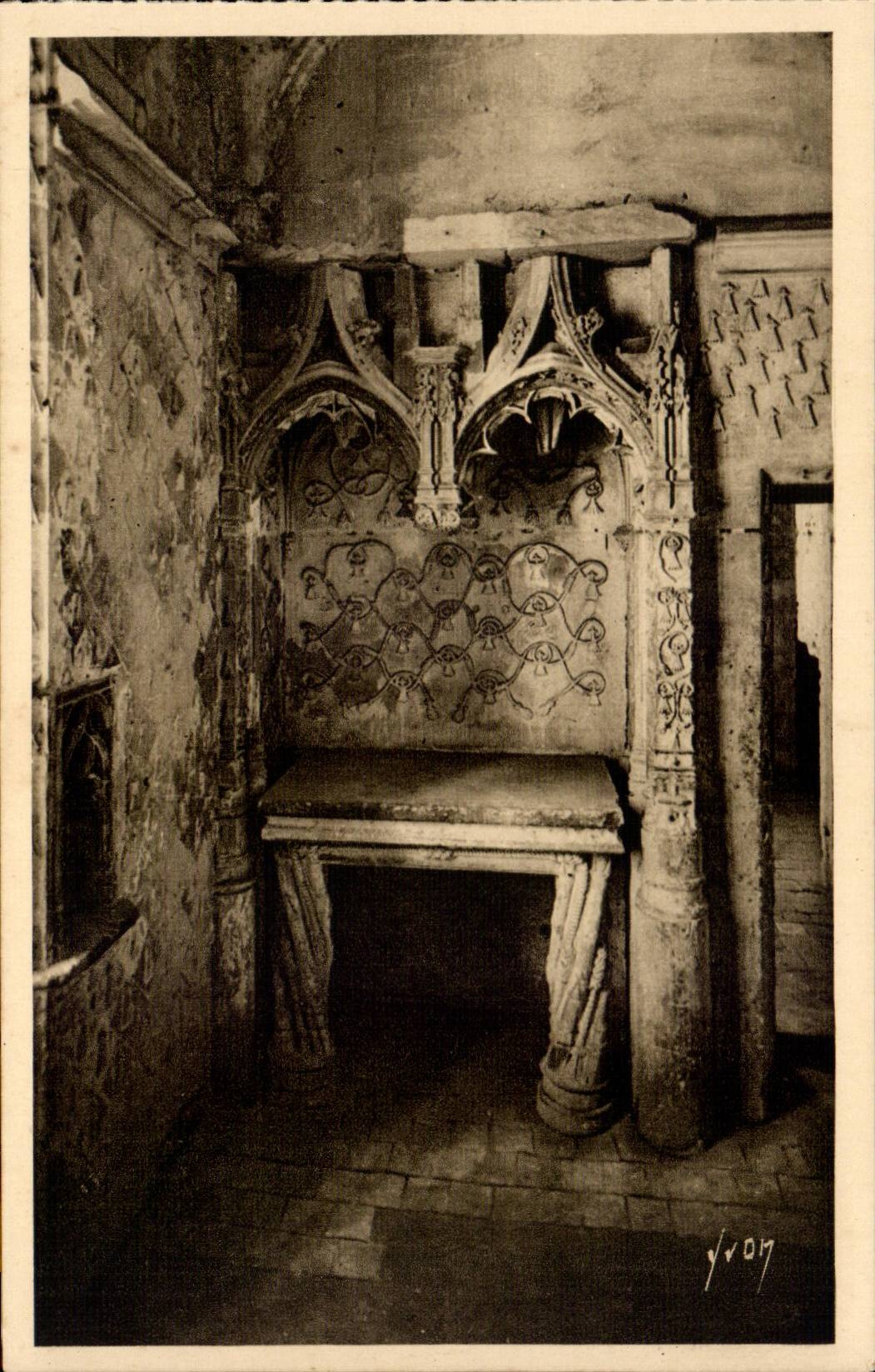 Loaches - the Castle - Oratory Anne of Brittany - CPA