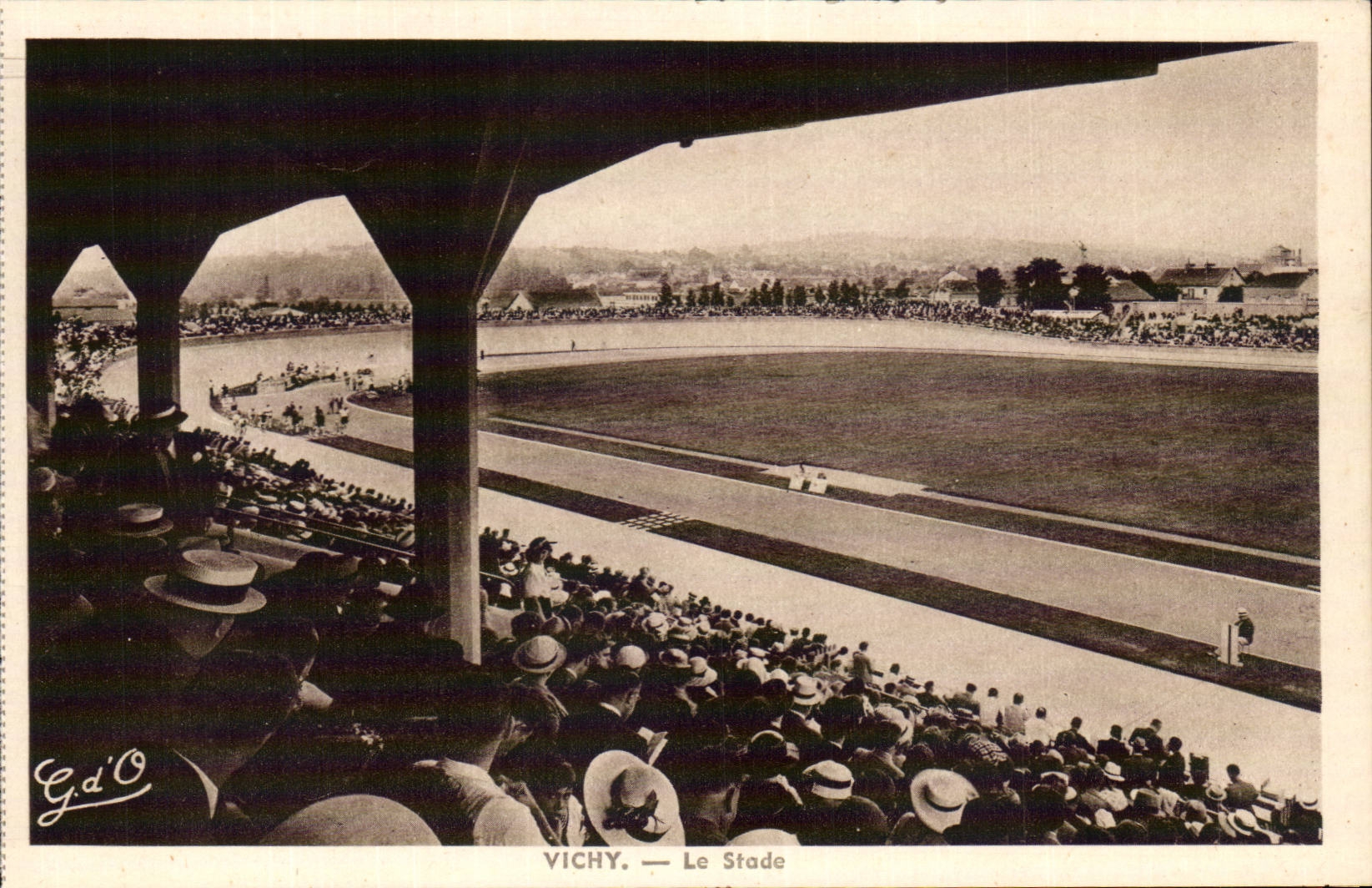 Vichy - Le Stade CPA 