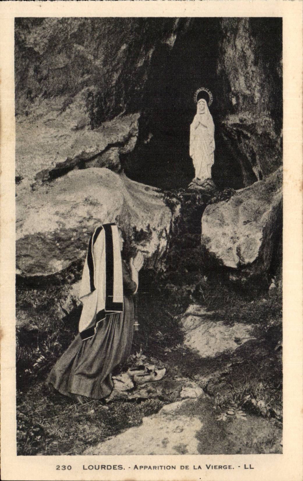 Lourdes - Appearance of Virgin CPA