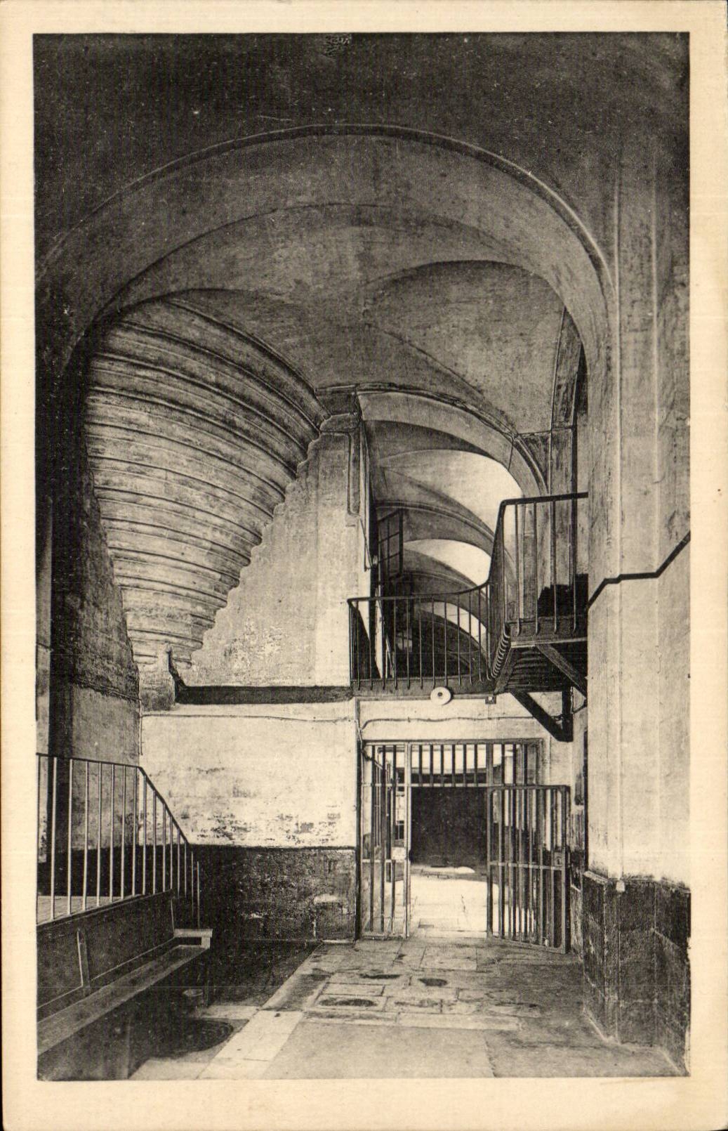 Paris - 1 - Conciergerie - Couloir des Cachots - CPA 