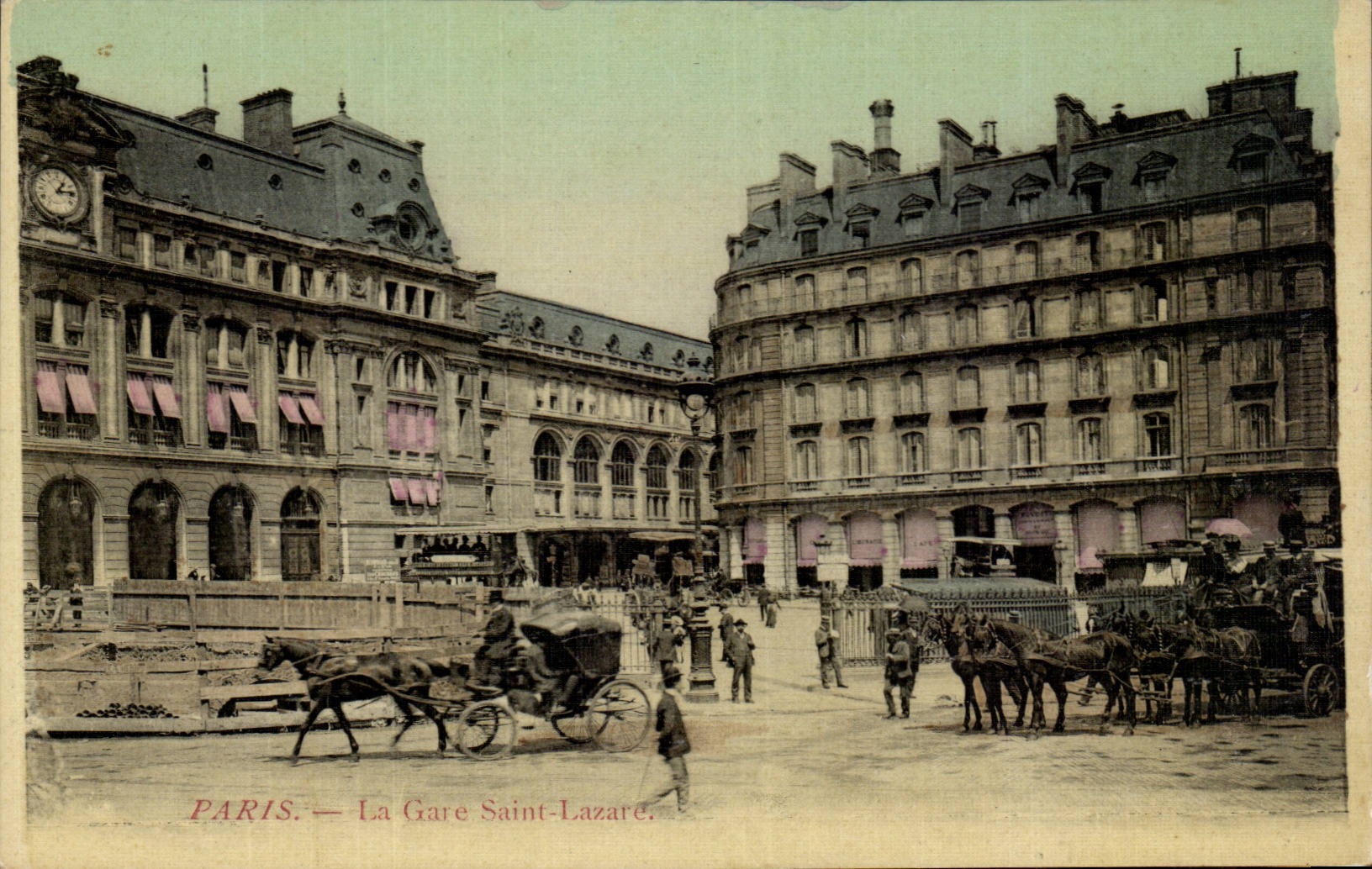 Paris - 8 - Station Saint Lazare - horse - horse - CPA