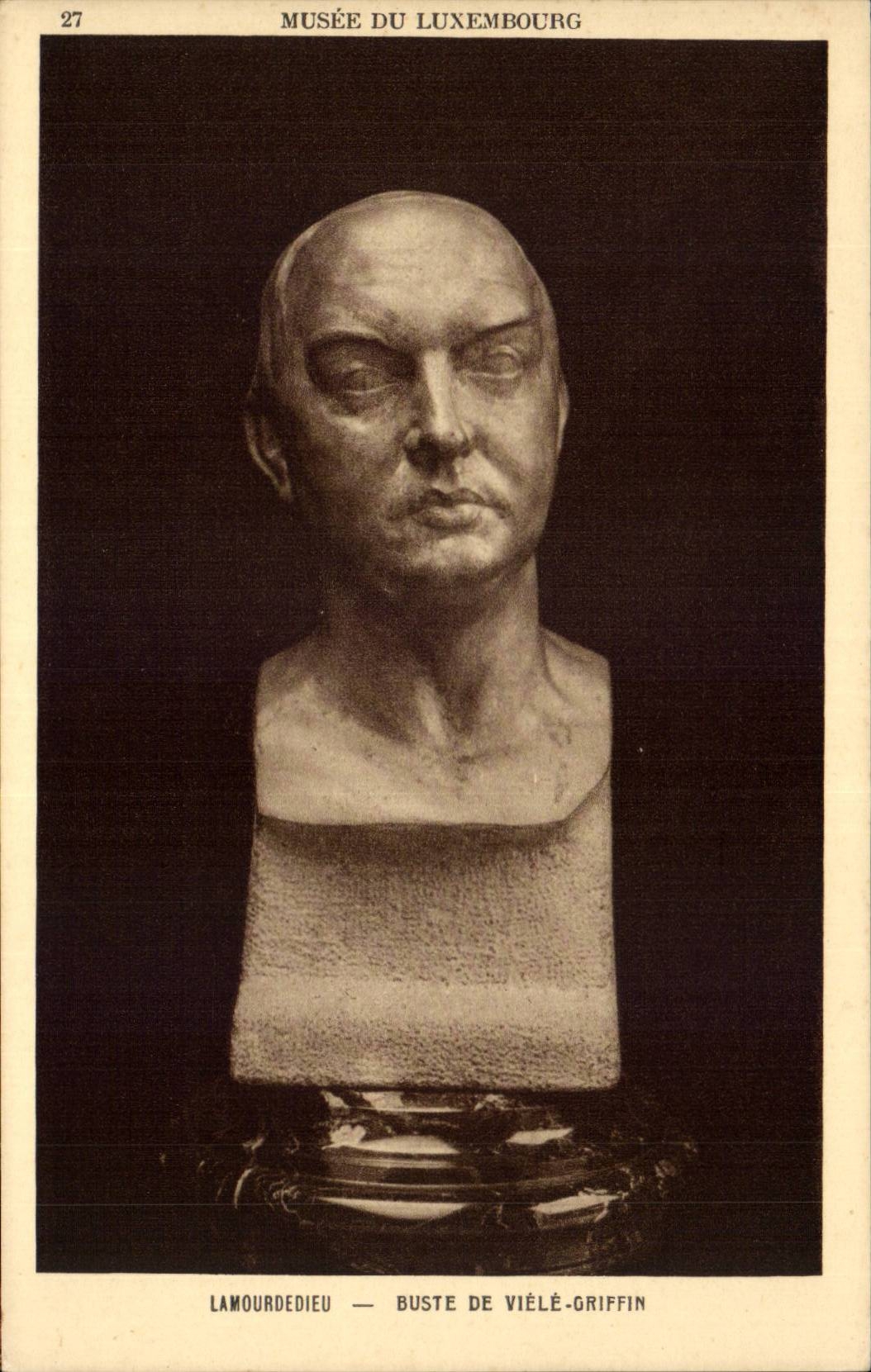 CPA Paris Museum of Luxembourg Lamourdieur Bust of Griffin Hurdy-gurdy