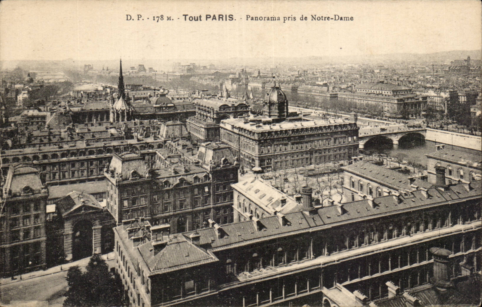 Paris CPA Panorama pris de Notre DAme