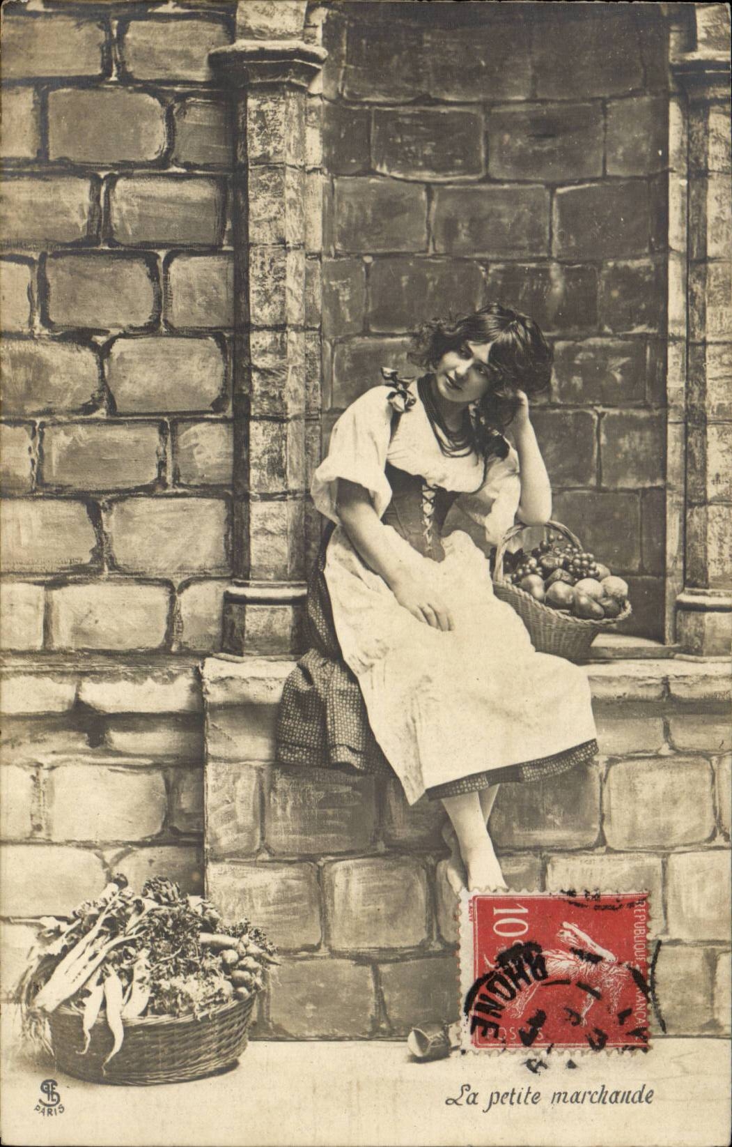 Fantasy - Woman - Small the Merchant - Beautiful Woman in peasant dress with tennis shoe off goods - CPA