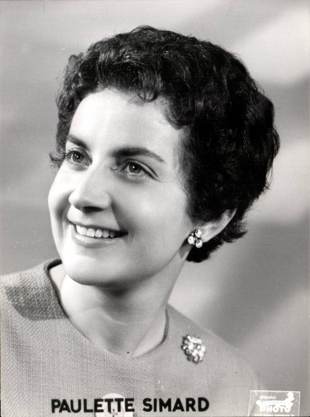 Fantasy - Woman - Paulette Simard - CPA