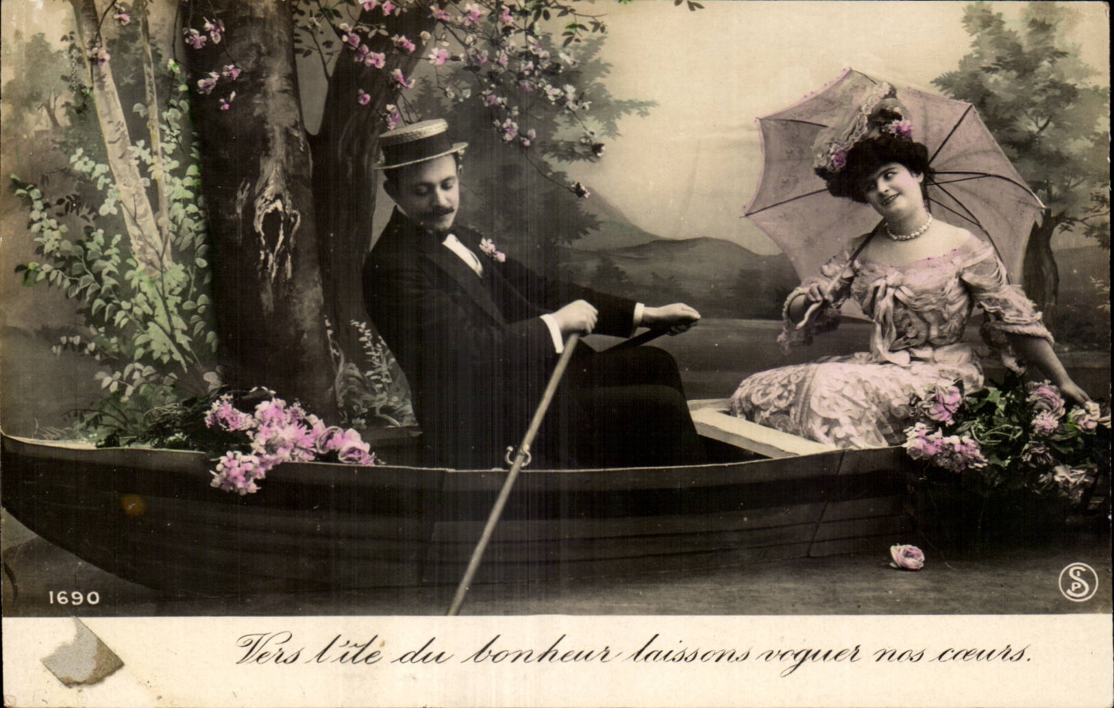 Fantaisie - Couple - floating romantic boat - CPA 