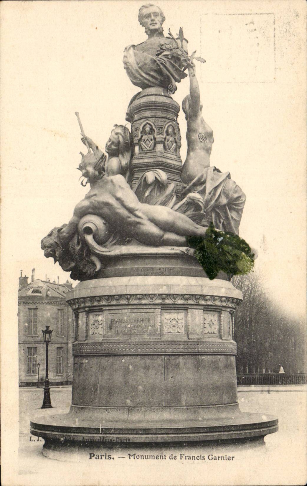 Paris CPA Monument de Francis Garnier