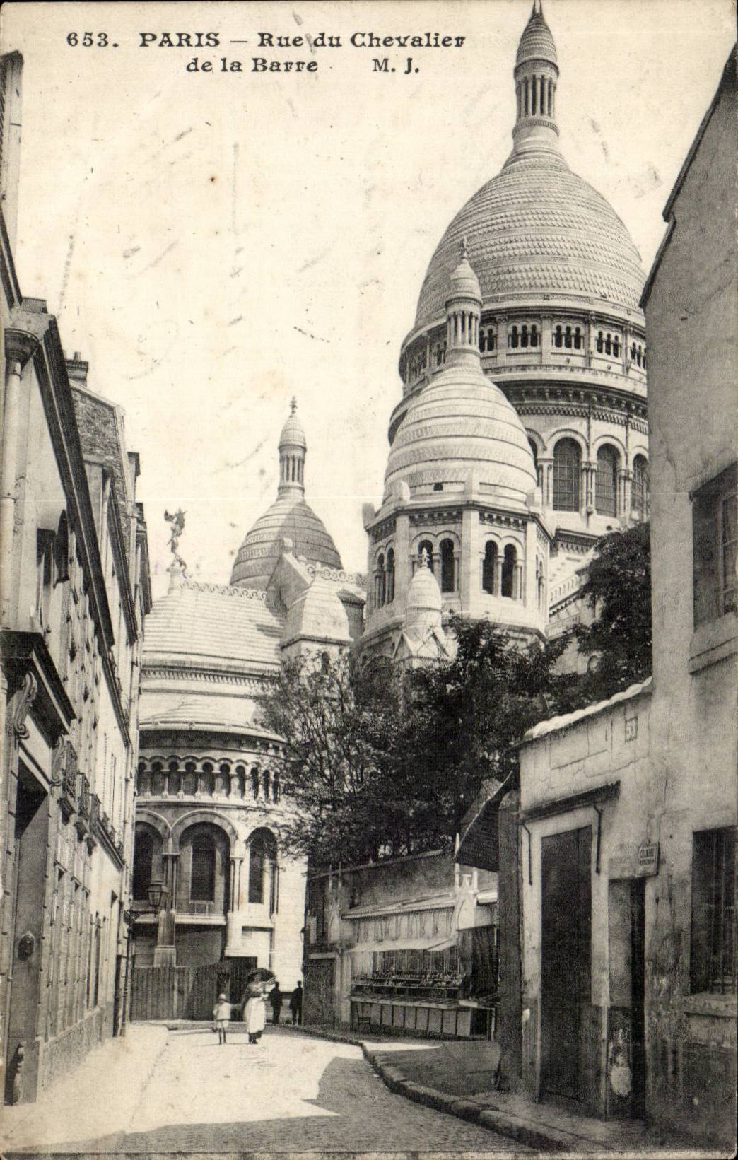 Paris CPA Rue du Chevalier de la Barre