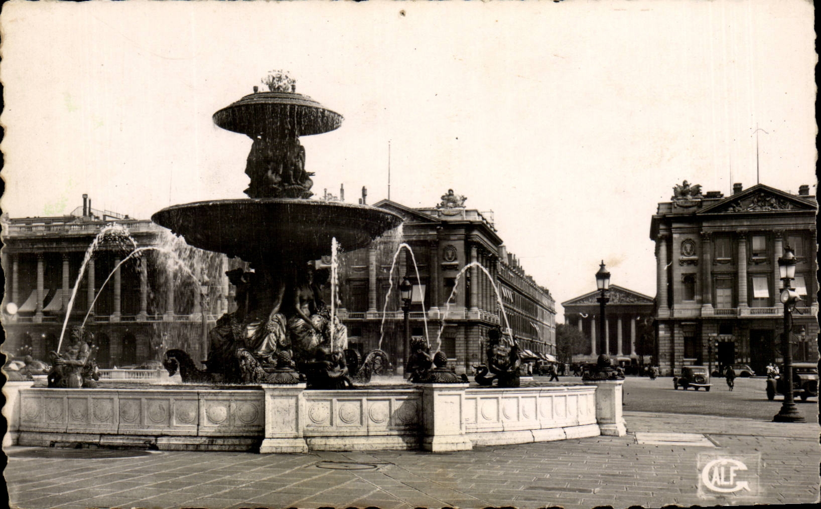 Paris MODERN CARD Fountain of the Harmony and Royal street