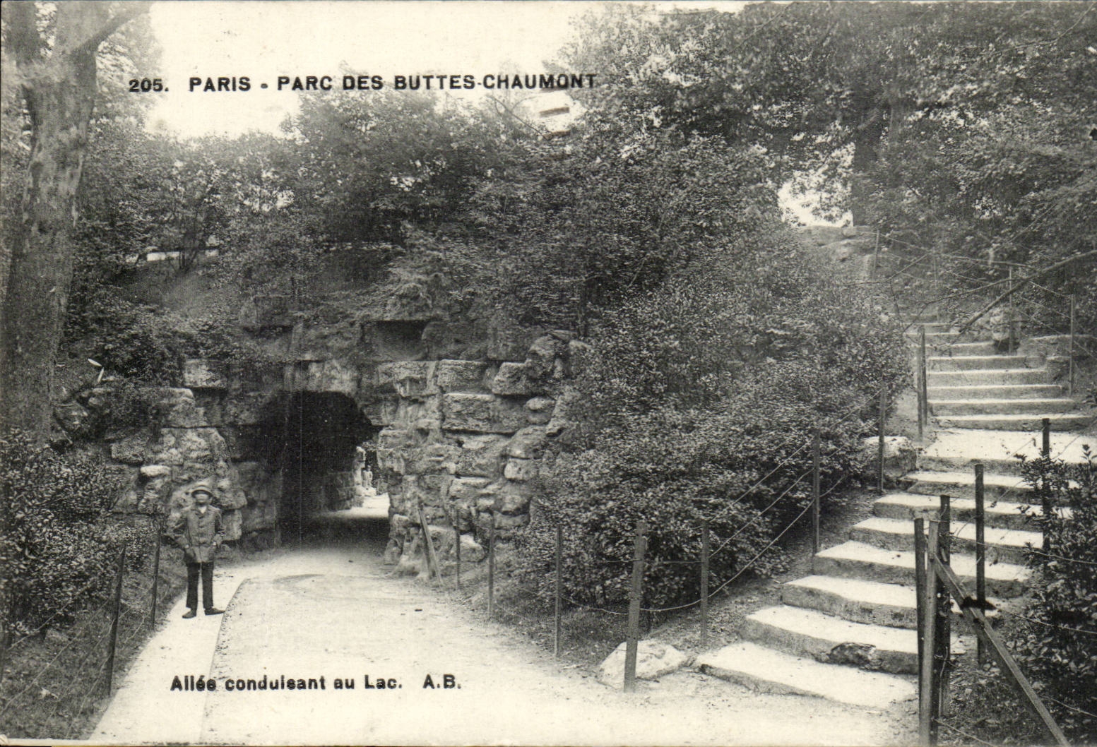 Paris CPA Chaumont Hillocks