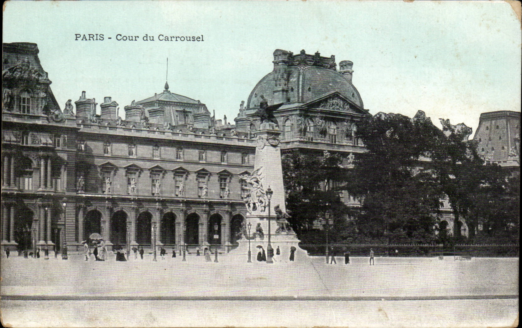 Paris CPA Cour du Carrousel